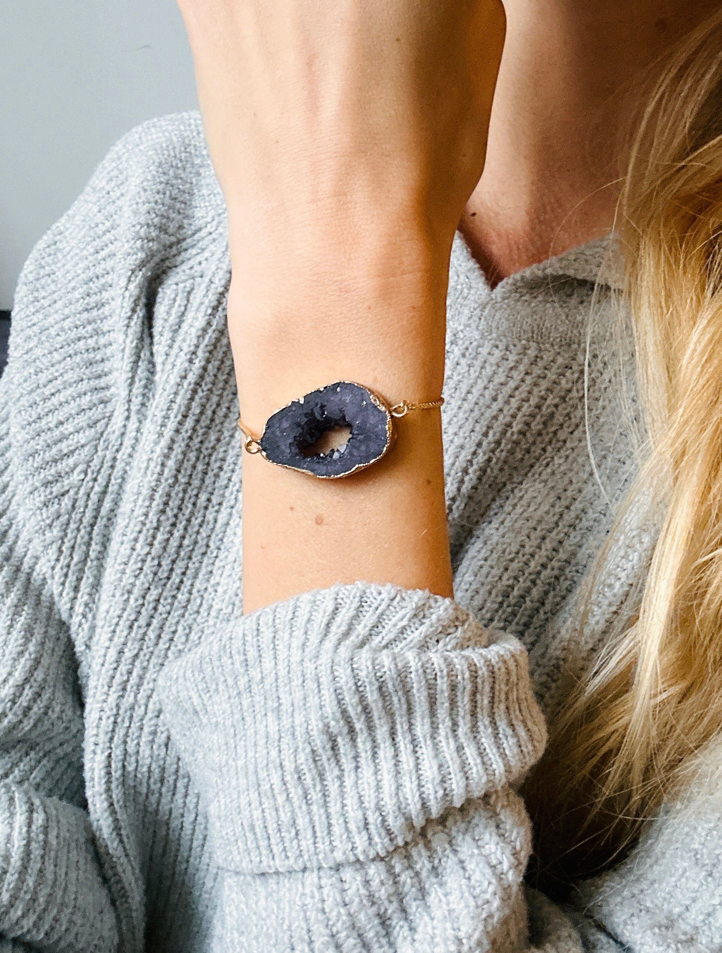 Black Druzy Agate Geode minimalist bracelet
