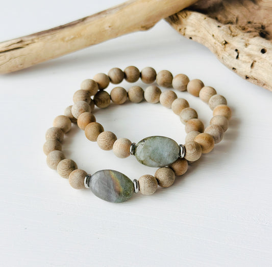 Beechwood Bracelet with a Labradorite focal bead