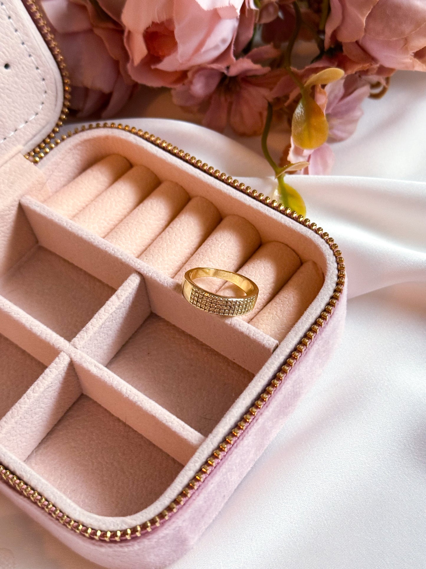 The Marianne Ring