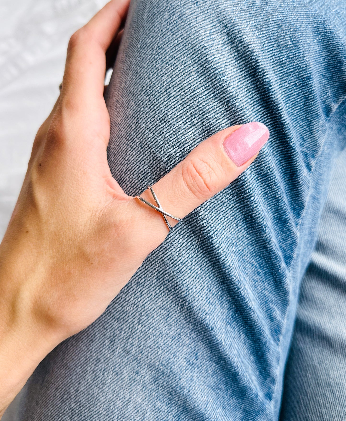 The Silver Criss Cross Ring