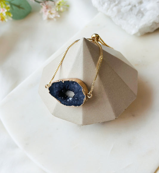 Black Druzy Agate Geode minimalist bracelet