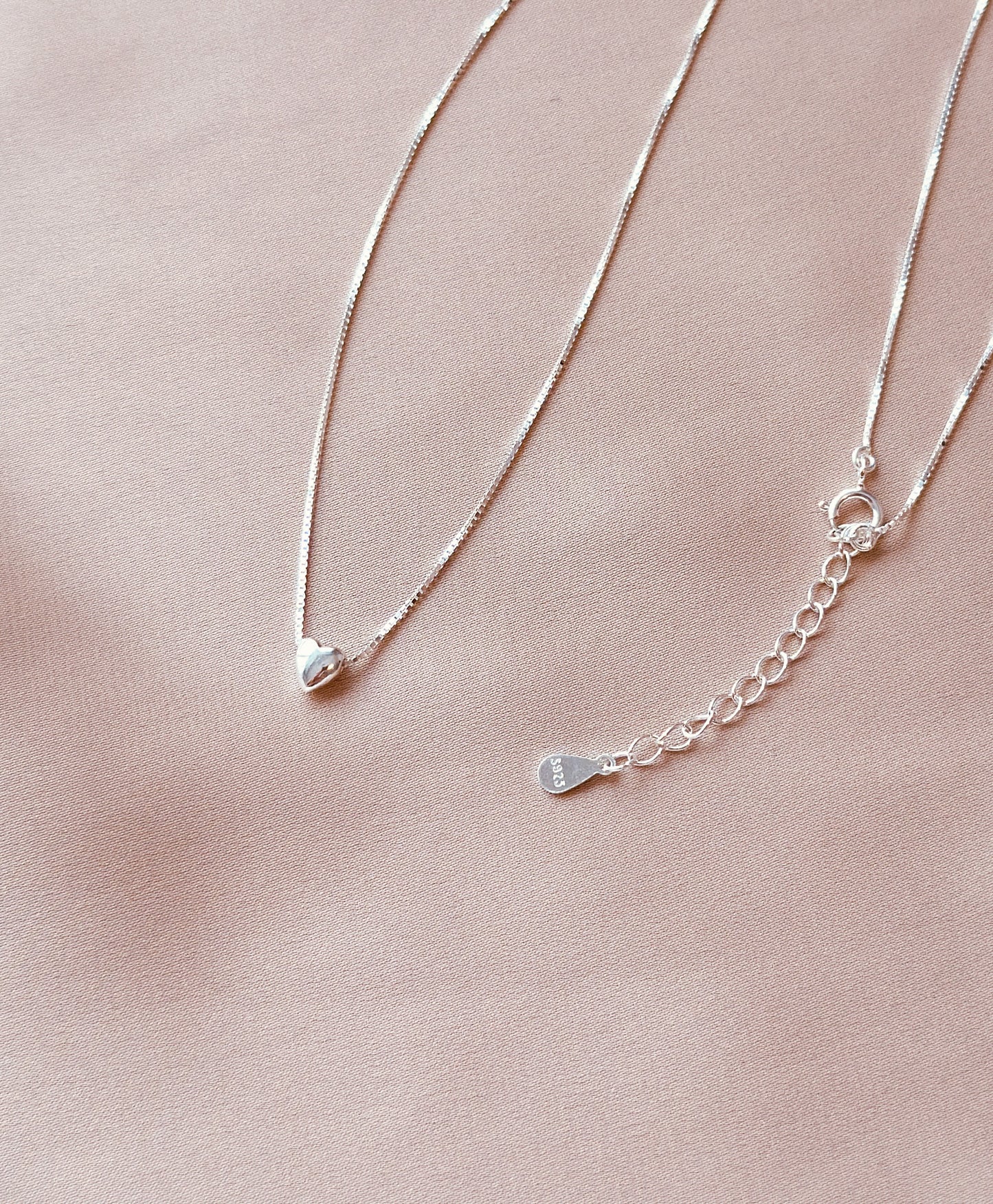 The Dainty Heart Necklace