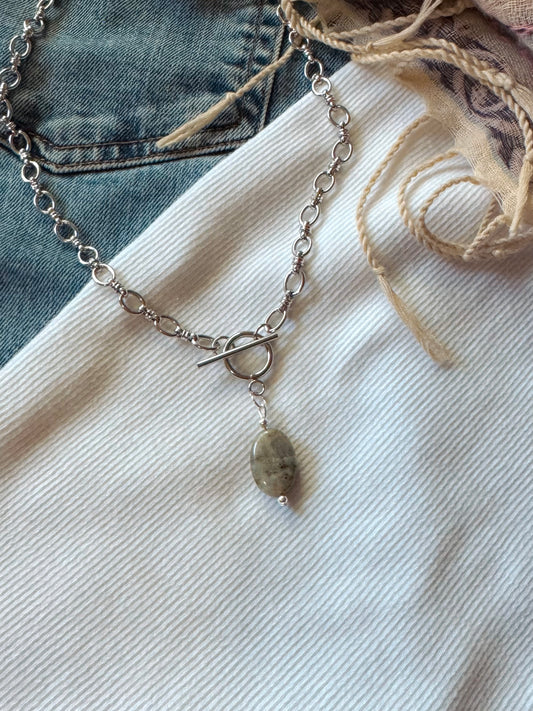The Dia Necklace