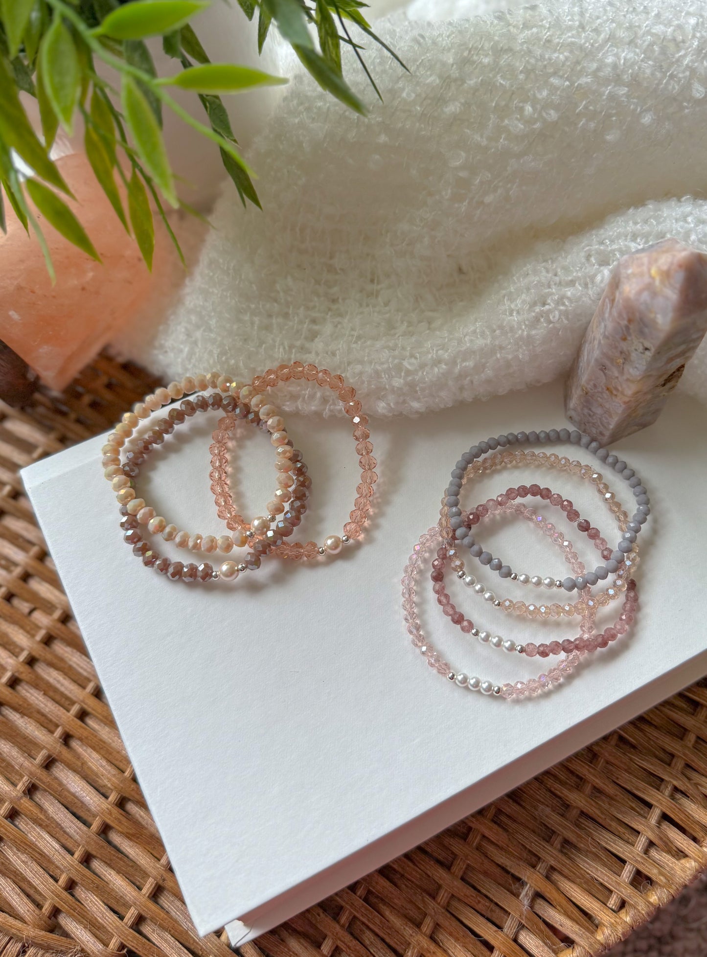 The Lumi Pearl Minis