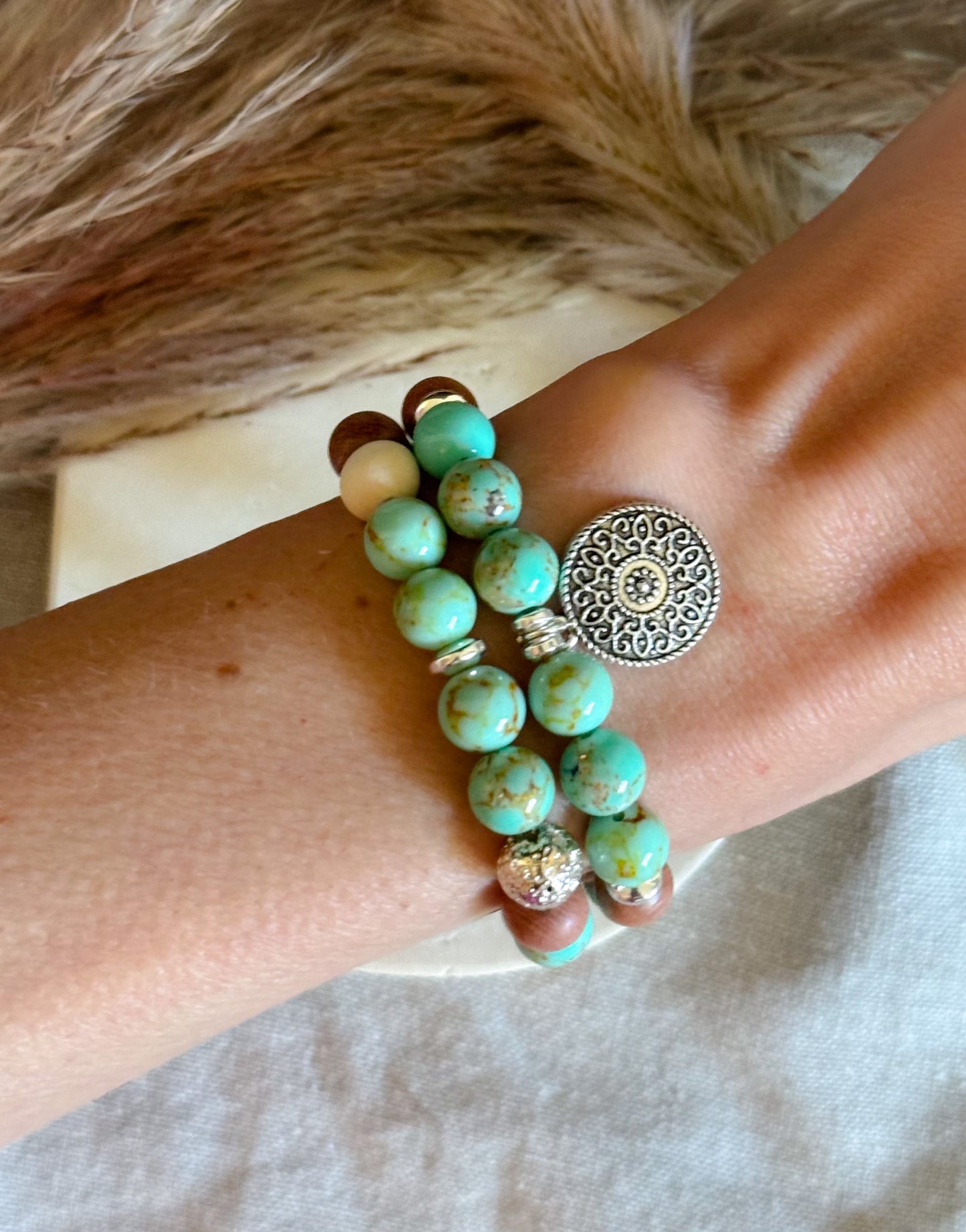 The Liora Set ~ “Light of the Wanderer”