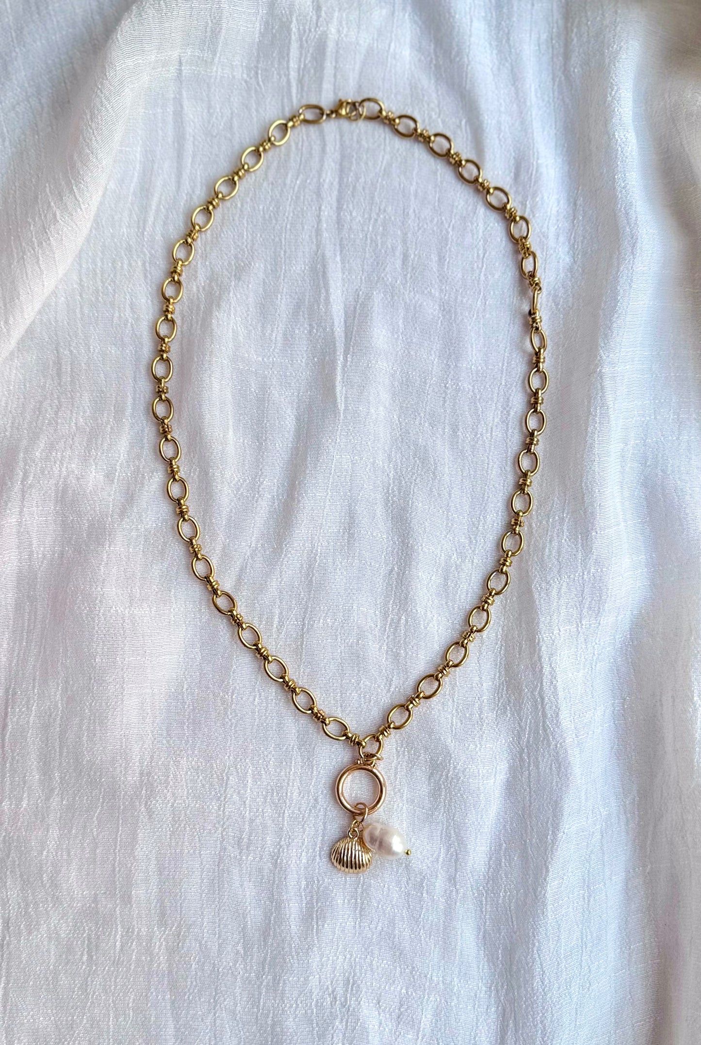 The Maris Necklace