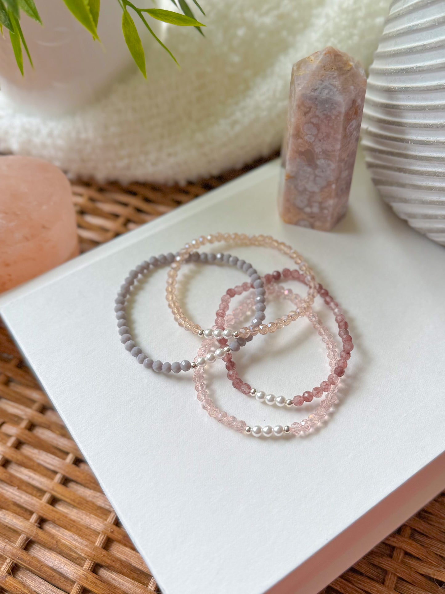The Lumi Pearl Minis