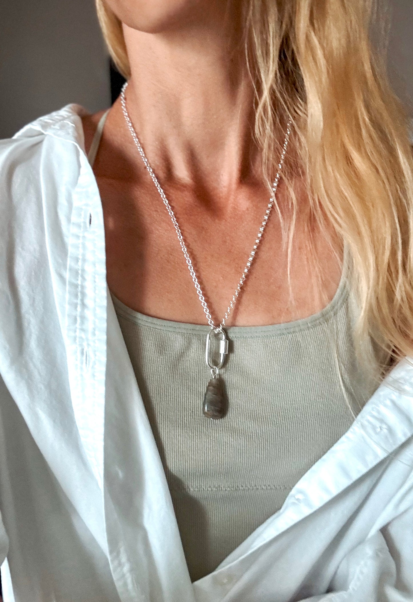 The Delphine Necklace