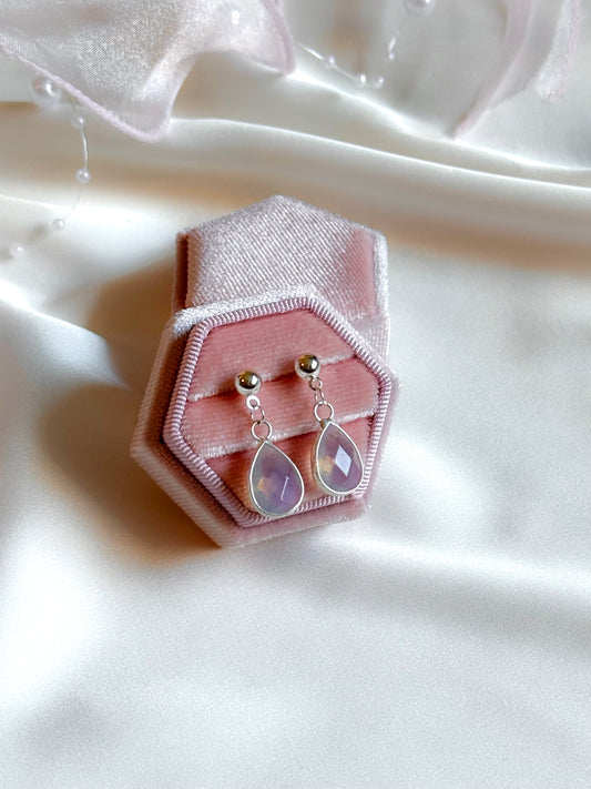 The Dreamlight Earrings