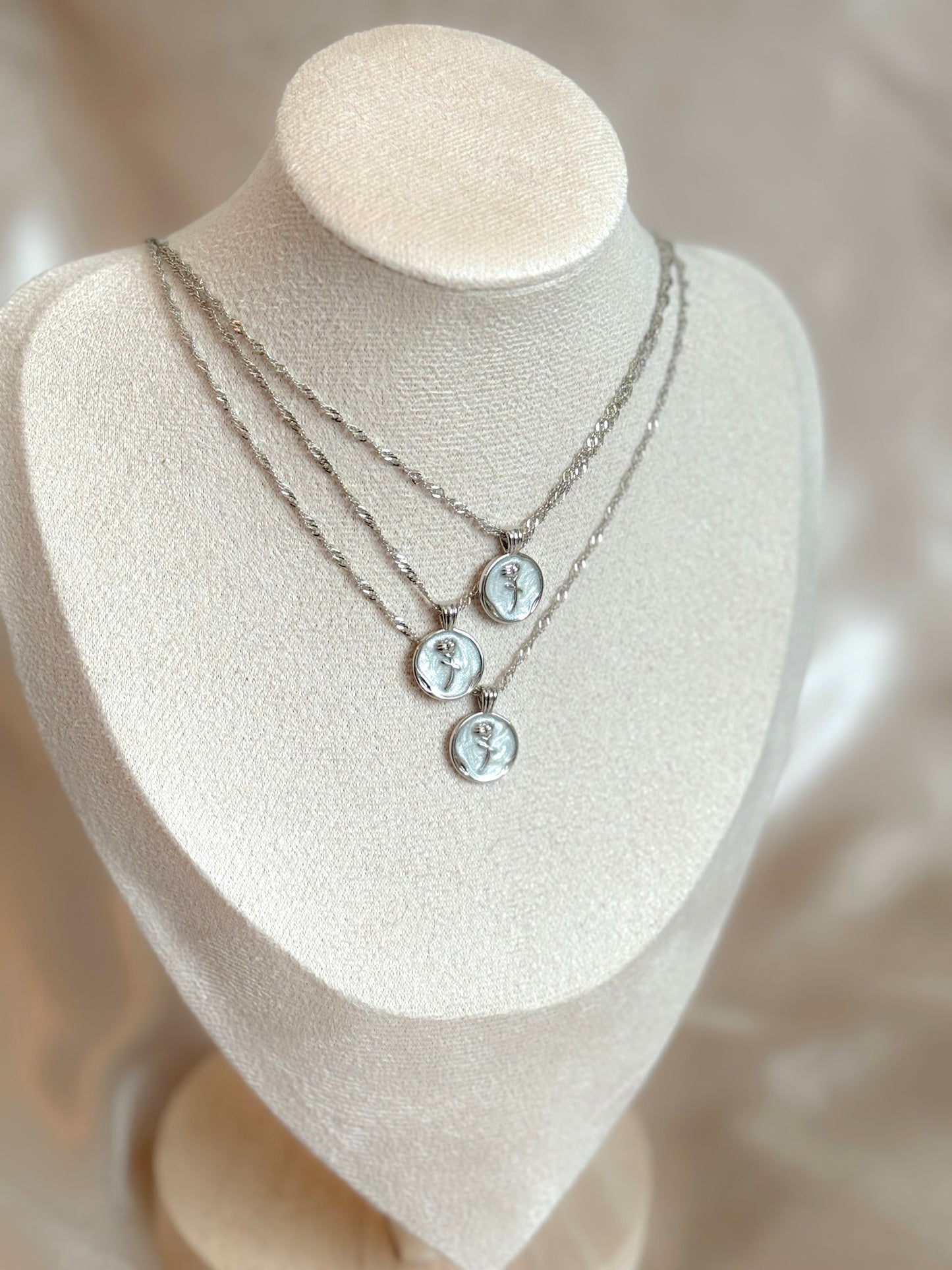 The Lila Necklace