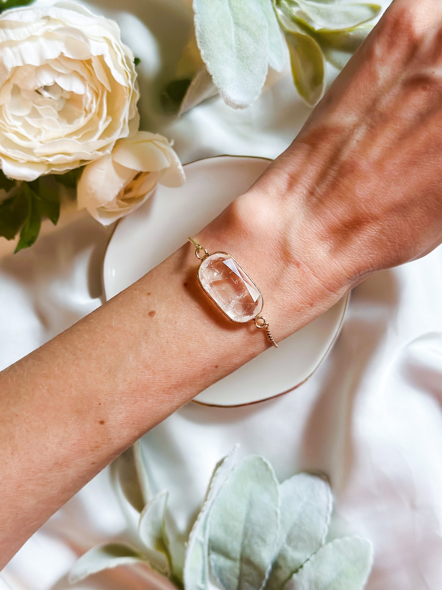 Adjustable Gold Minimalist Bracelet with Clear Quartz Focal Bead