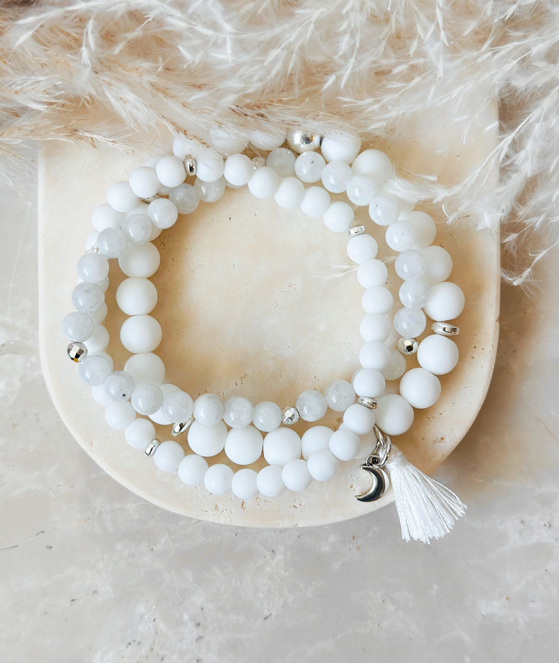 White Agate bracelet set, thoughtfully crafted with White Agate and Moonstone gemstones.