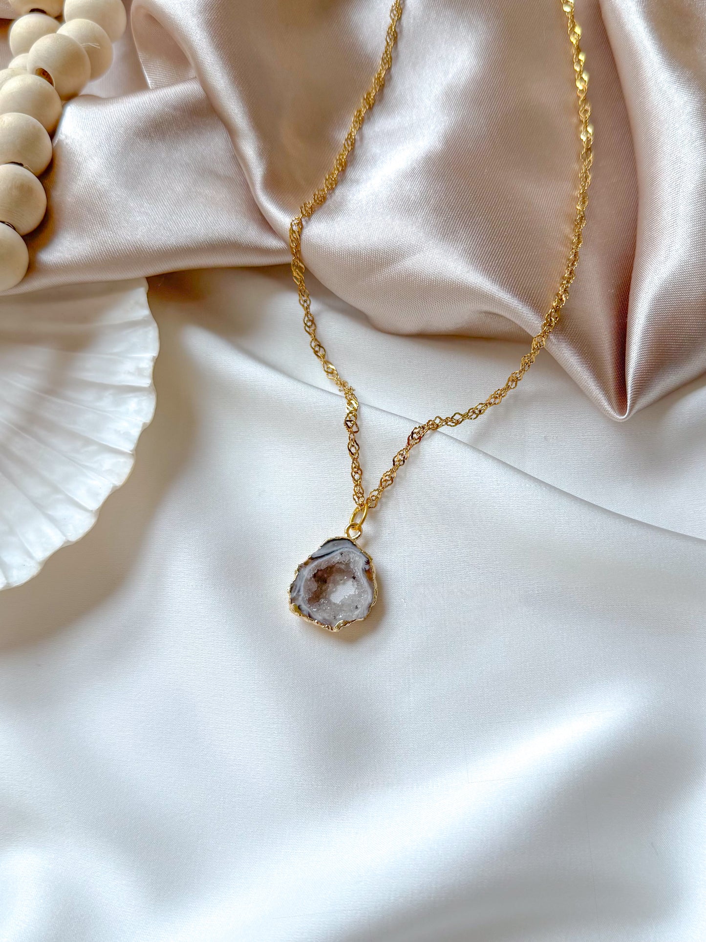 The Rhea Necklace