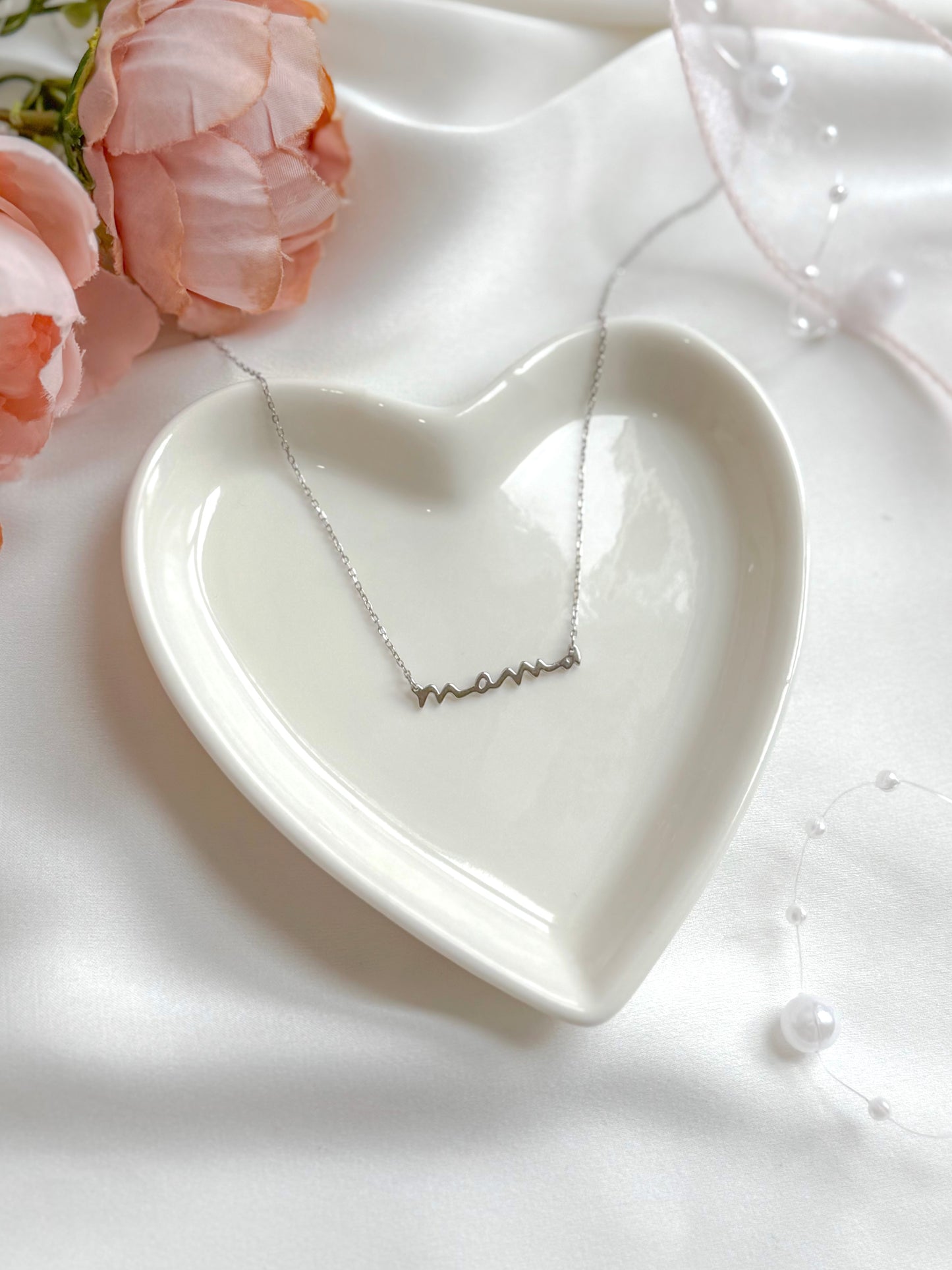 The Mama Necklace