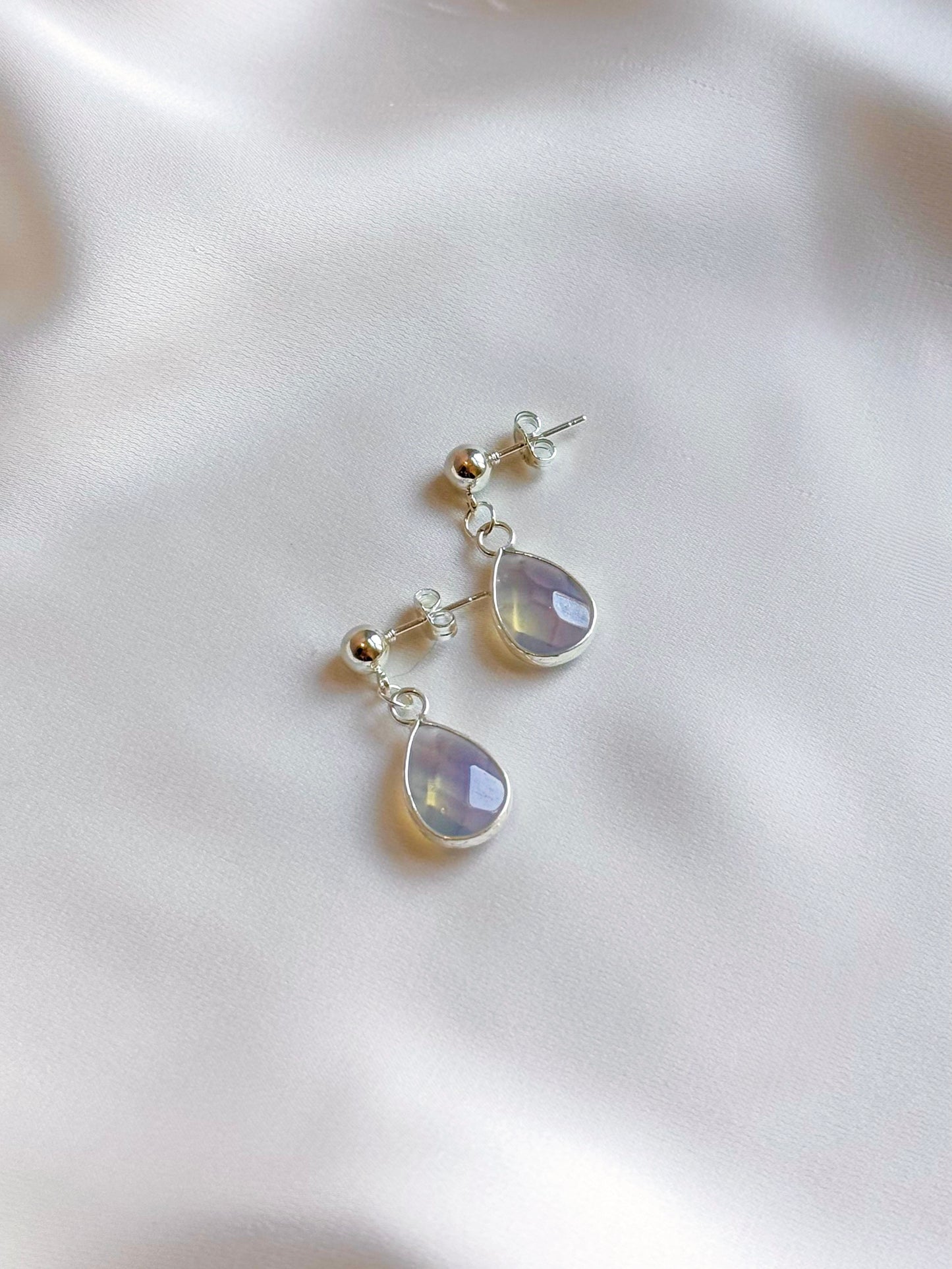 The Dreamlight Earrings