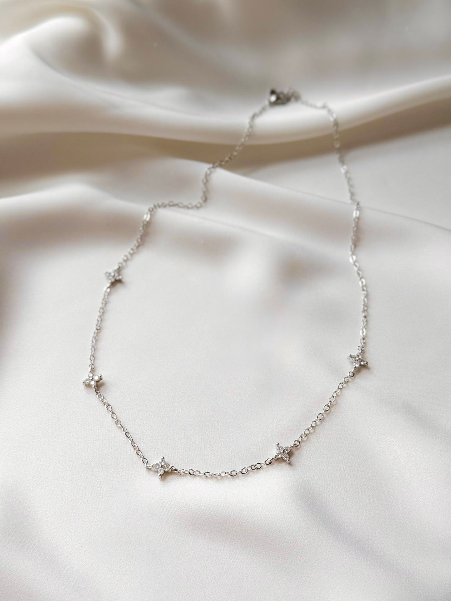 The Alora Clover Necklace