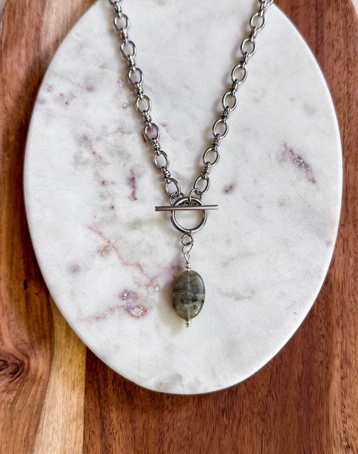 The Dia Necklace