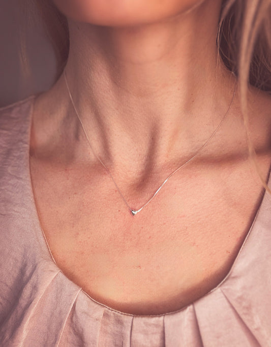 The Dainty Heart Necklace