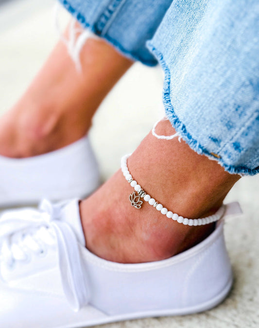 The White Lotus Anklet