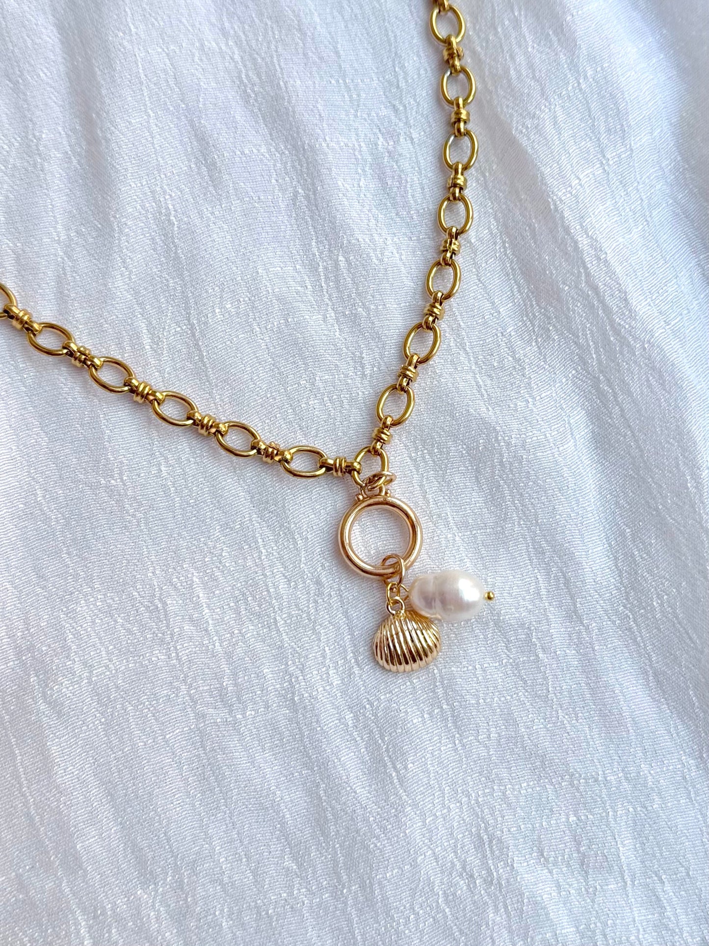The Maris Necklace
