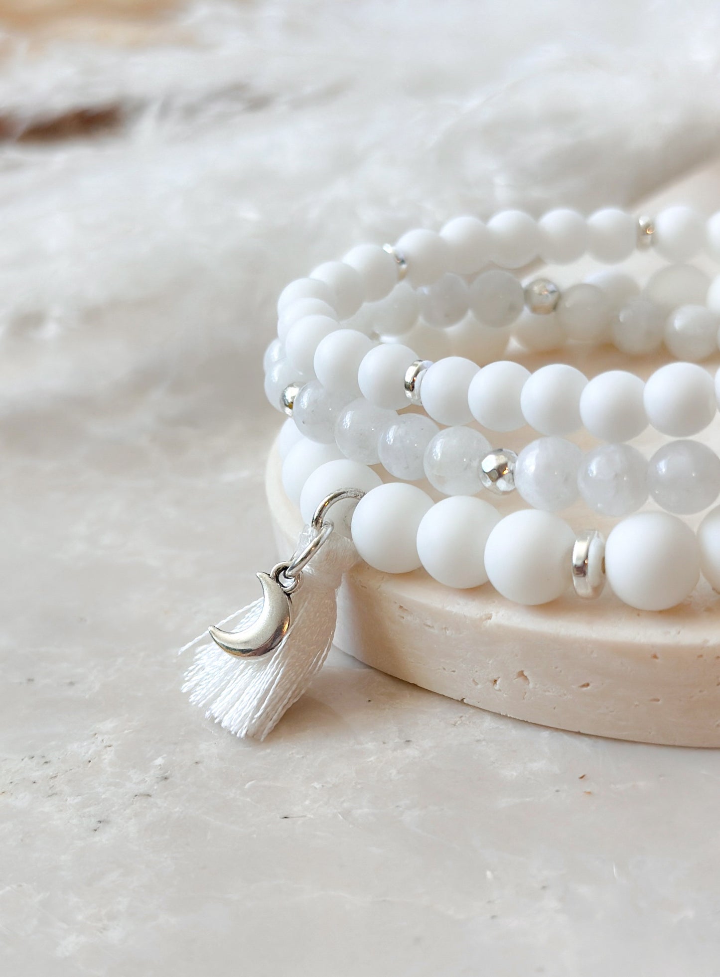 White Agate bracelet set, thoughtfully crafted with White Agate and Moonstone gemstones.