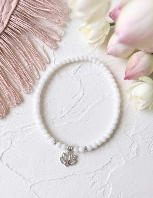 The White Lotus Anklet