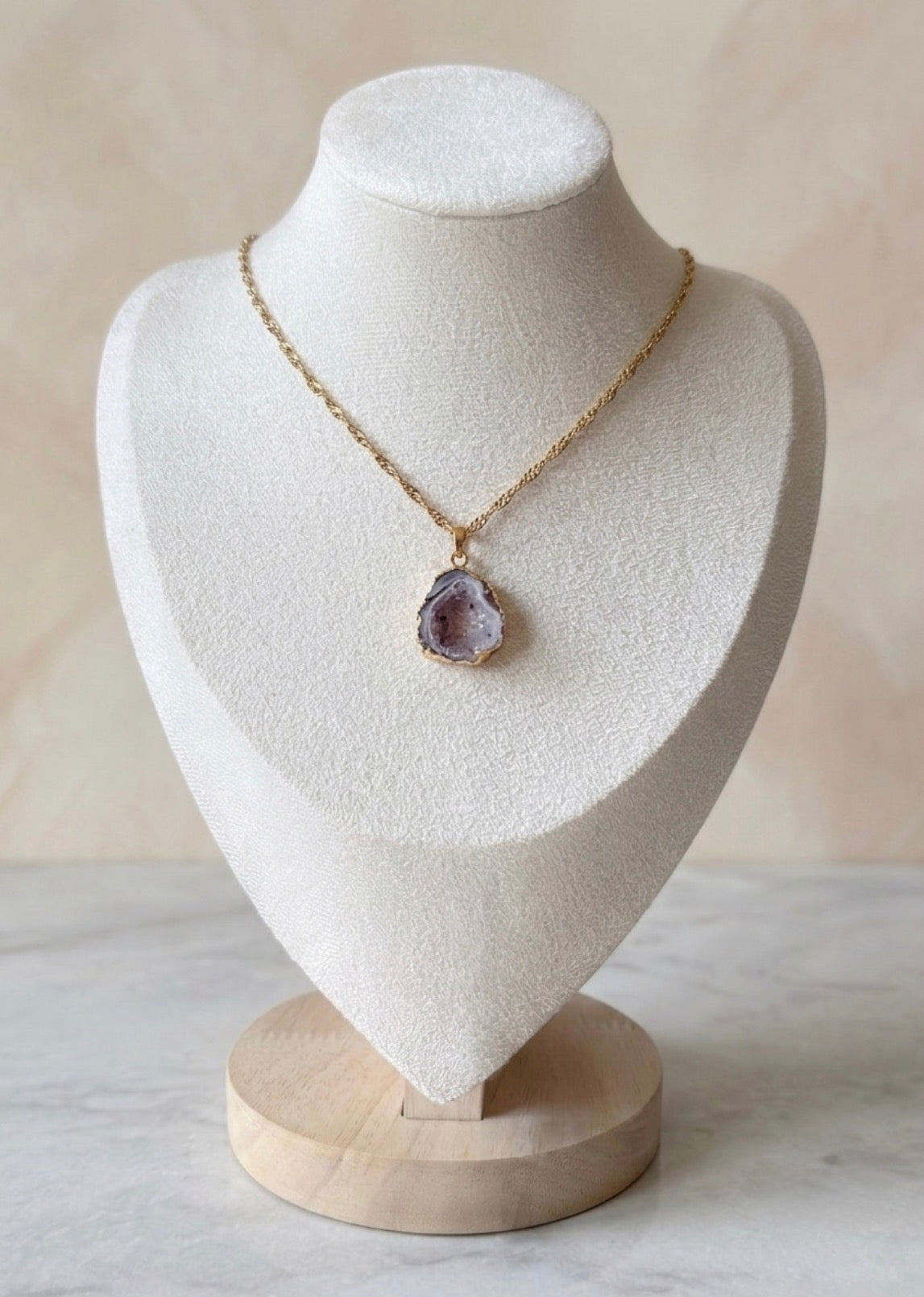 The Rhea Necklace