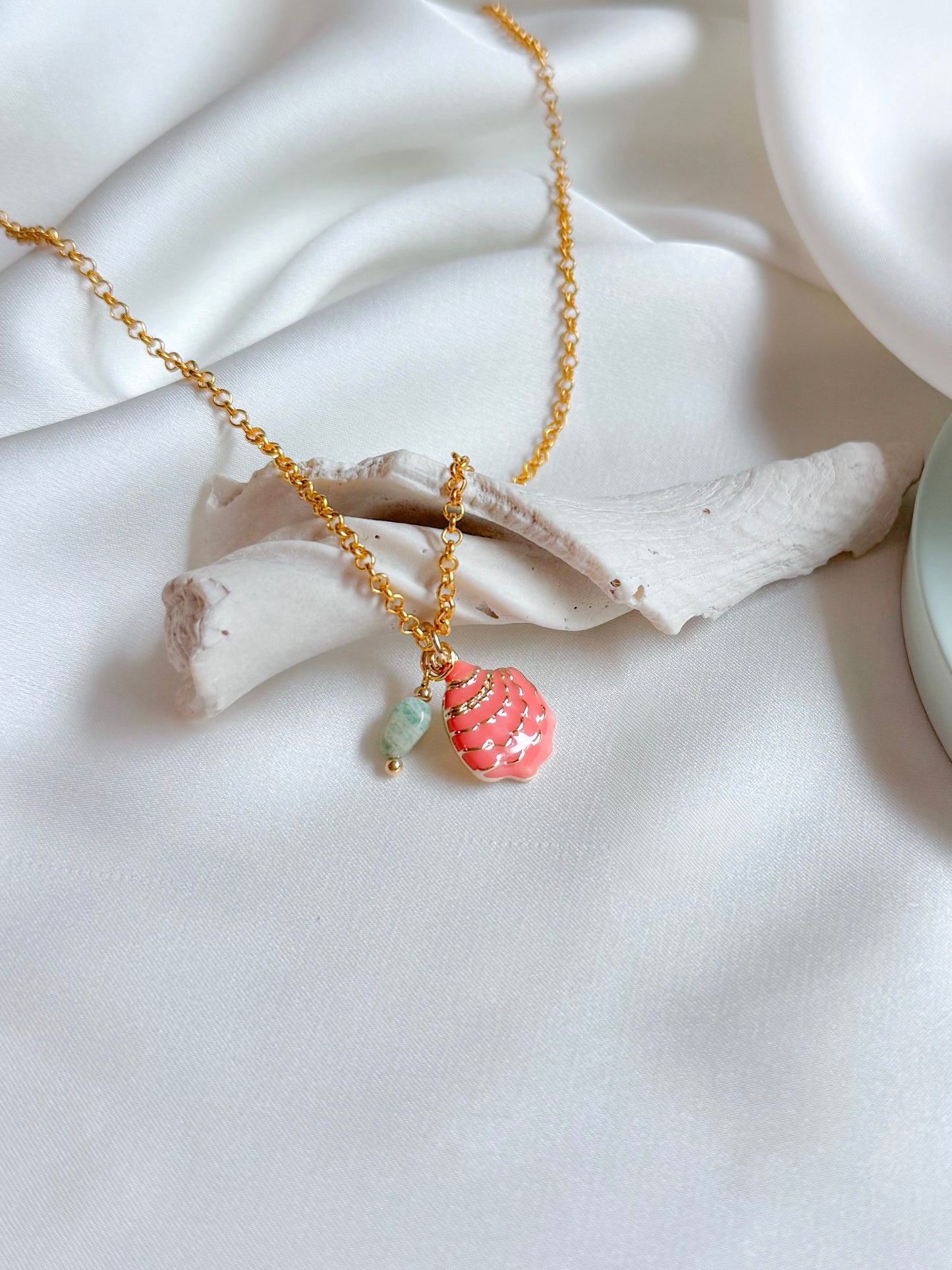 The Sun-Kissed Shell Necklace