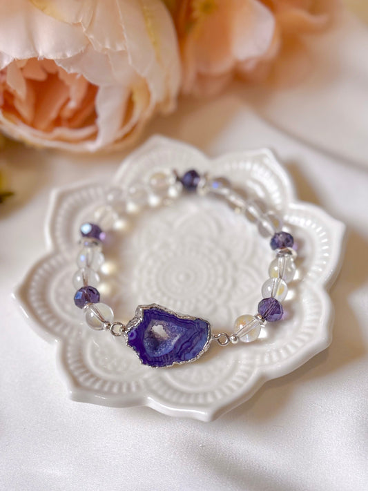 The Violet Aura Geode bracelet