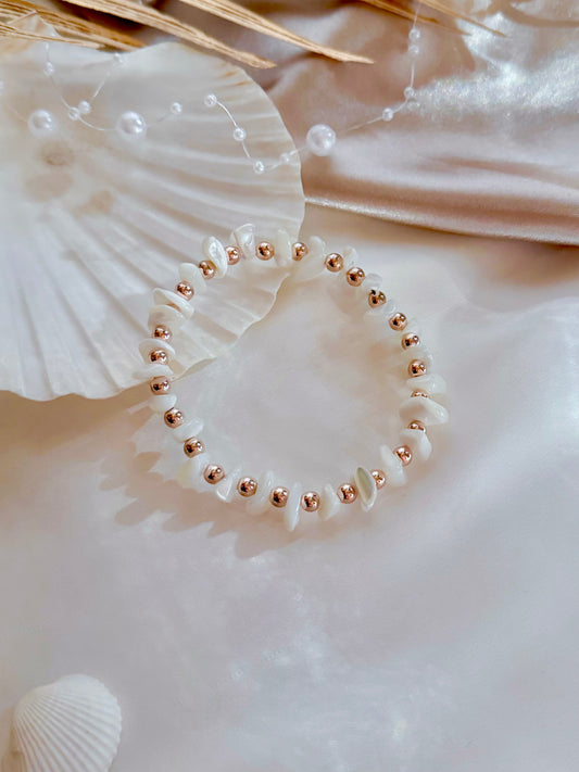 The Lumina Shell Bracelet