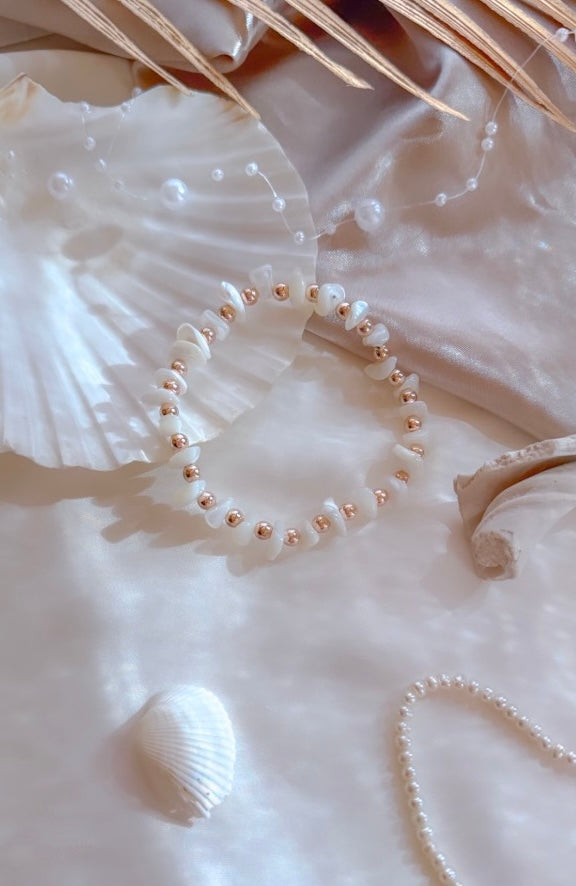 The Lumina Shell Bracelet