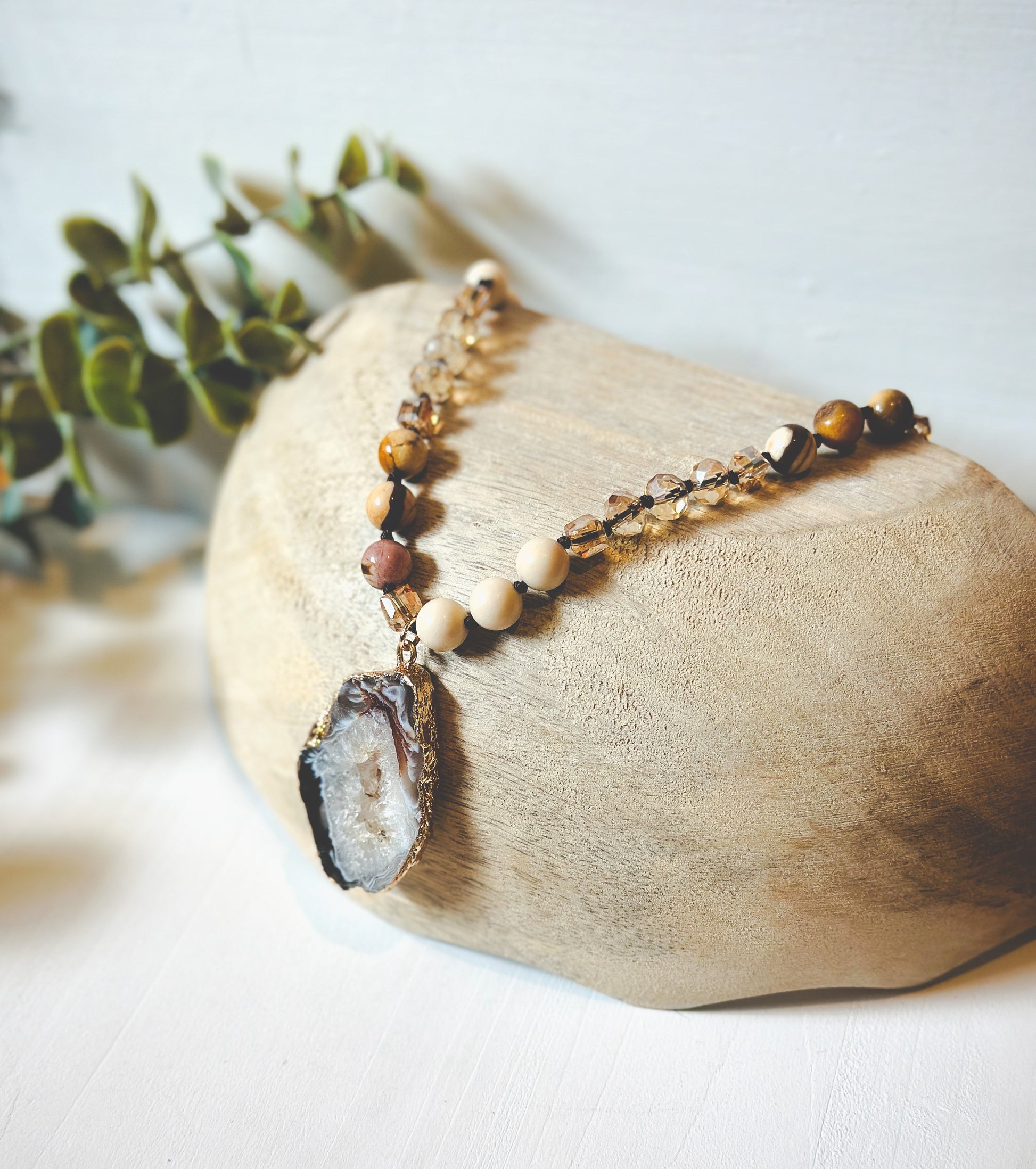 Gemstone necklace with a druzy agate pendant