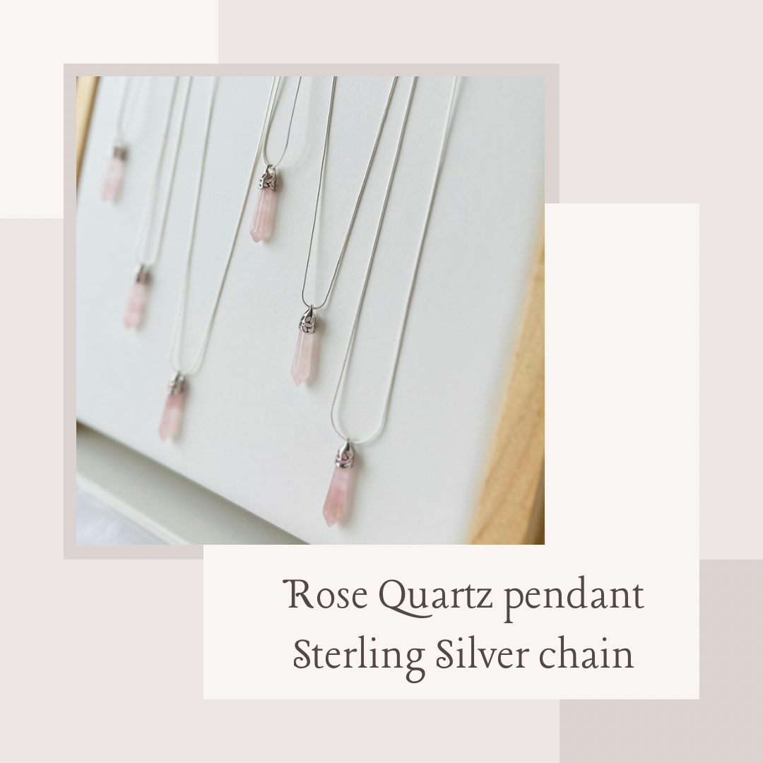 The Rose Quartz Pendant necklace