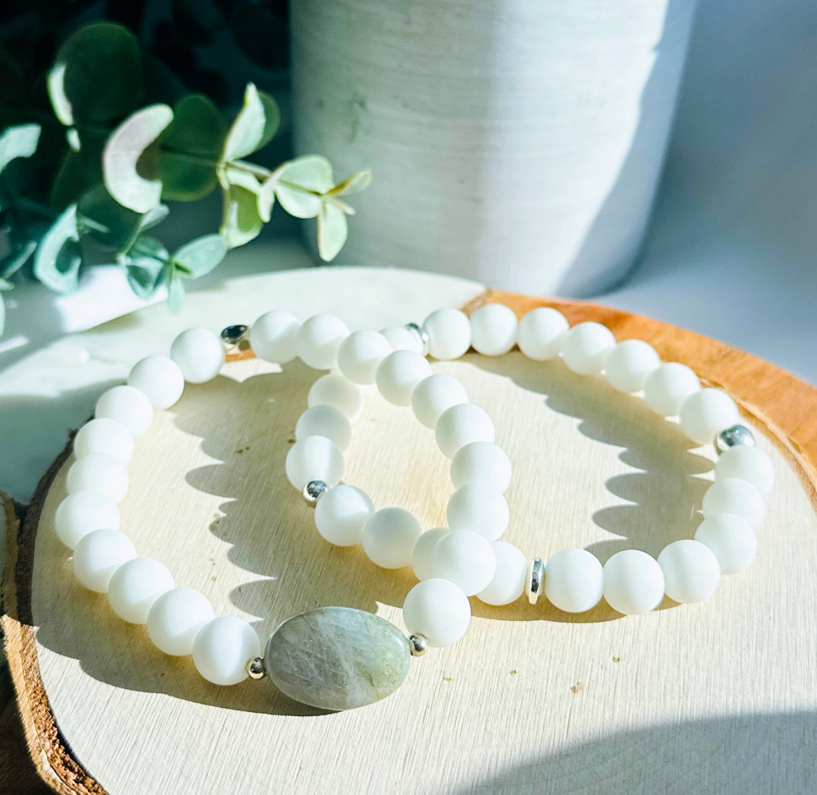 White Agate gemstone bracelets